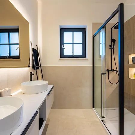 Vista - New Entry 2025