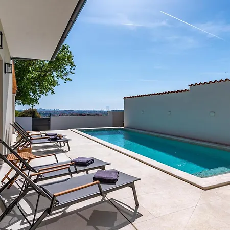 Villa Vista - New Entry 2025 Pula