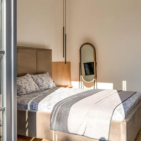 Vista - New Entry 2025 빌라 풀라