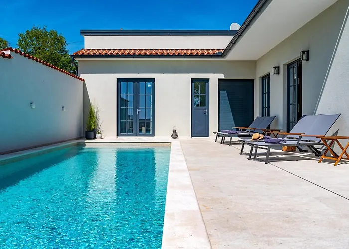 Vista - New Entry 2025 וילה *